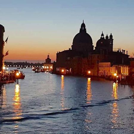 Casa Margherita Accademia البندقية المظهر الخارجي الصورة